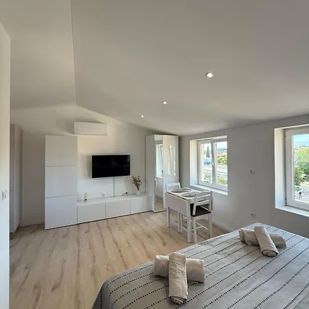 Apartment Nicol *