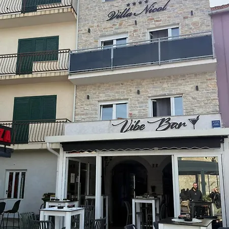 Apartment Nicol Pirovac