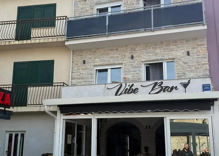 Apartment Nicol Pirovac